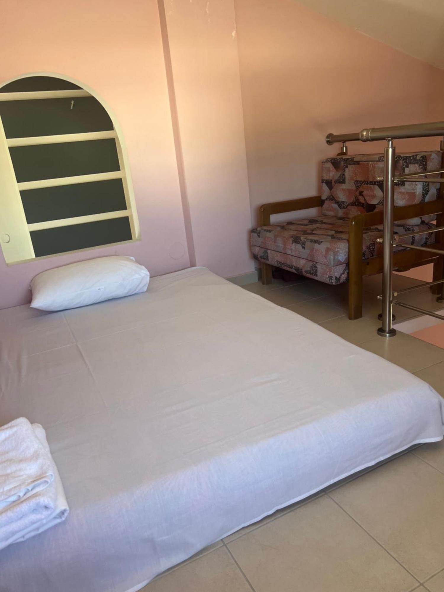 Anna Apartments Keramoti  Bagian luar foto